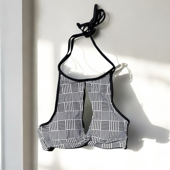 🌻NEW w.tag L*Space Jessy Black & White Plaid Bikini Top Size Medium $110 Retail - Picture 2 of 9